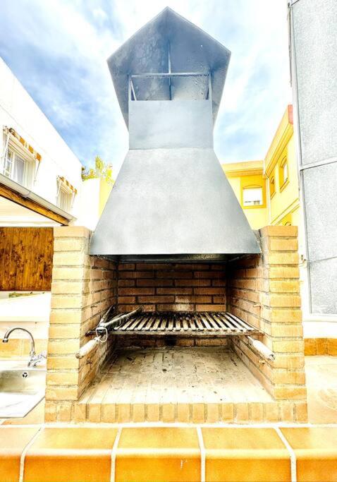 Central Flat Terrace & BBQ - 4