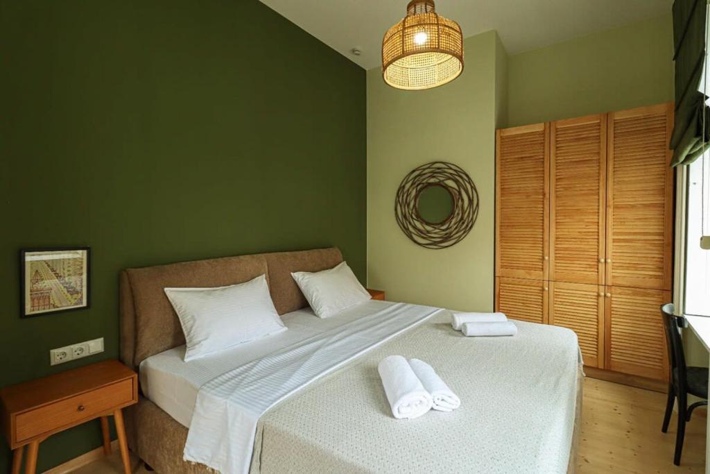 Stylish 2BR Apt in Tbilisi - By Wehost, Tbilisi City