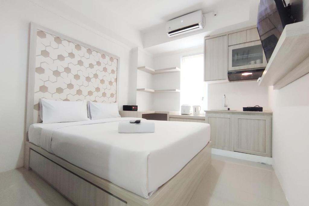 Nice Cozy Studio at Paltrow City Apartment By Travelio, Semarang