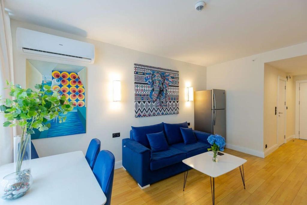 Spacious Apartment In Orbi With Sea andCity View, Batumi