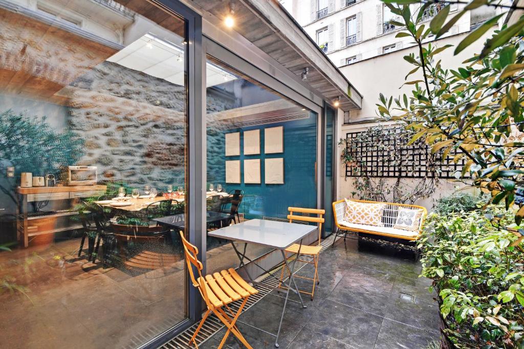 Fabulous House - a Gem in Chic Western Paris - 2
