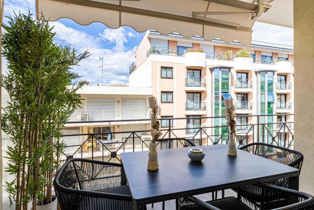 Harmony with private terrace - near Croisette - 4