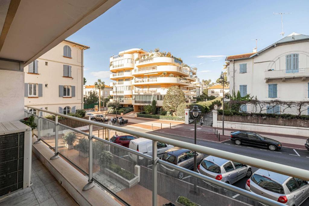 Charming apartment on Boulevard Alexandre III - 5
