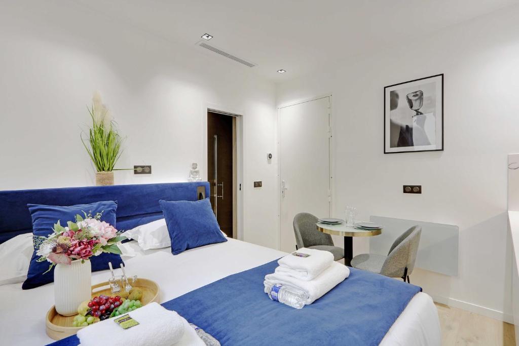 Studio ideally located in the heart of Paris - 2