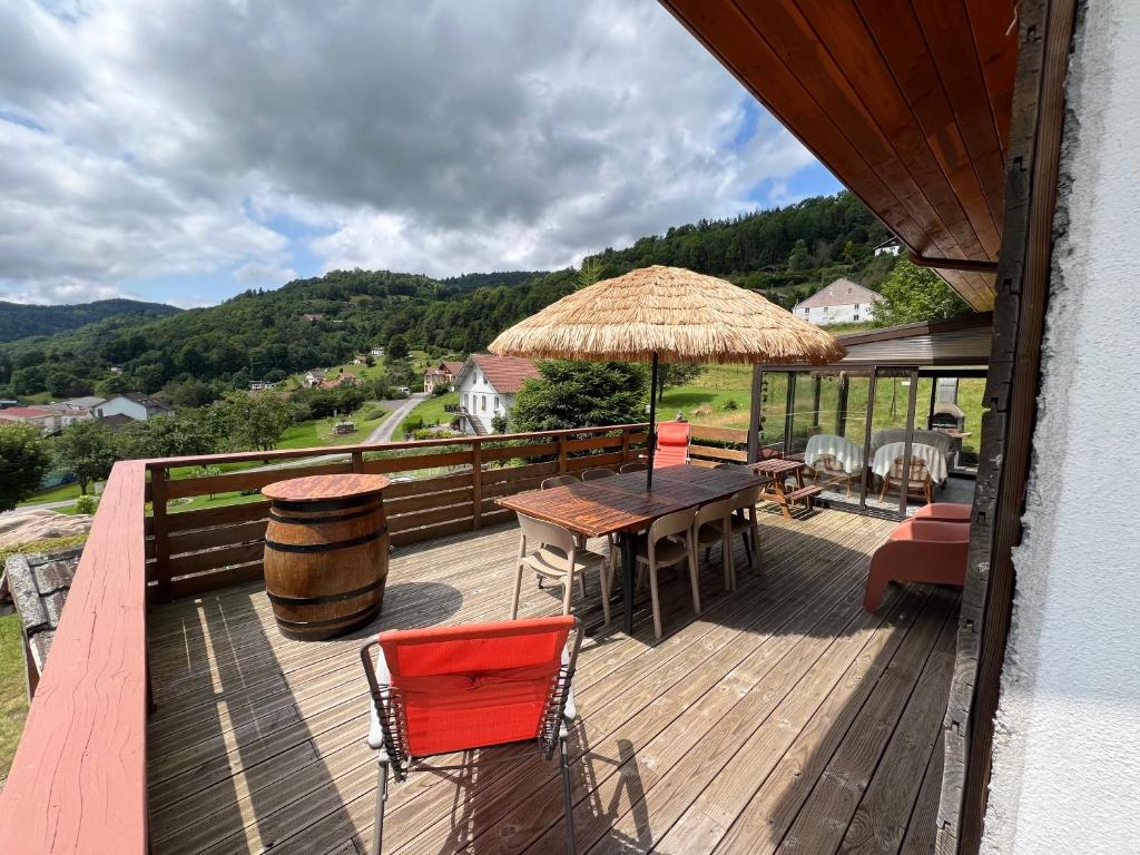 Chalet Privé avec Vue Panoramique sur les Montagnes & Proche LAC - 2