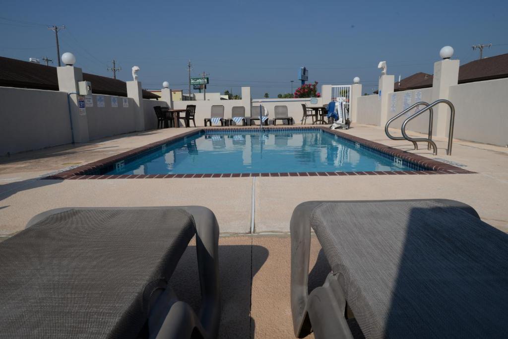 Port Isla Inn — Hotel in Port Isabel (TX)