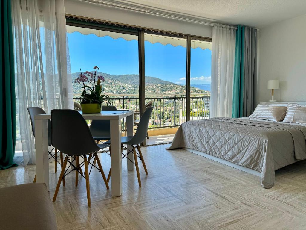 My Resid Appart Cannes vue marina et vue montagne - 2