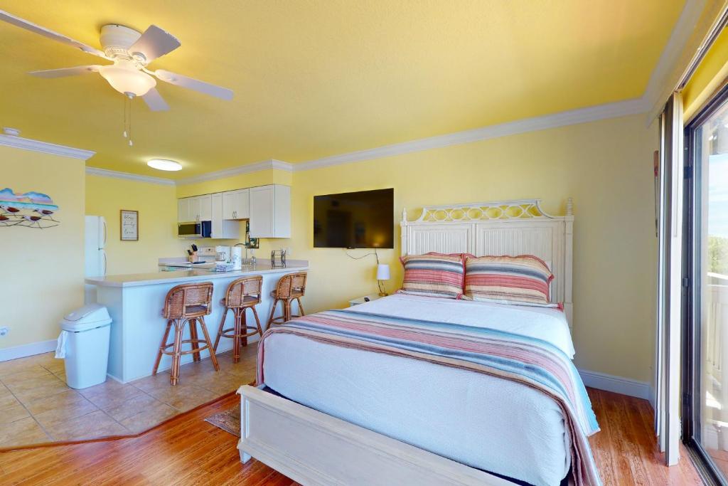 Beachfront II 202, Santa Rosa Beach