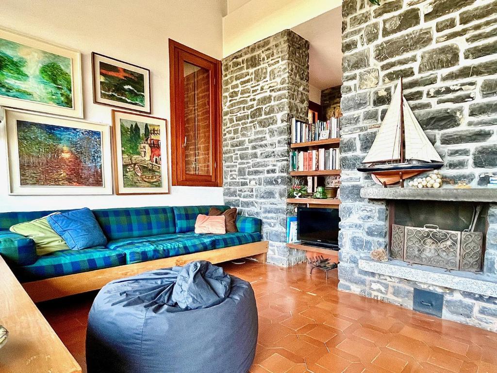 Villa NELLA VARENNA back to 70' - 3