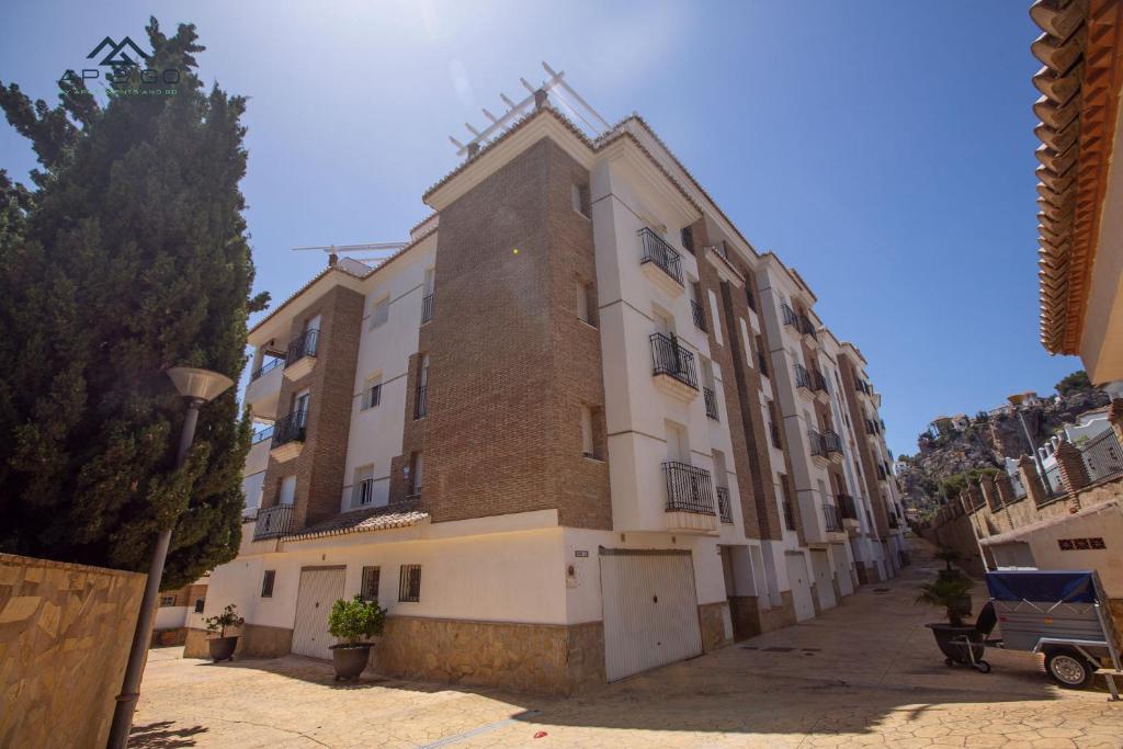 Adnania Seaviews & Pool - 3
