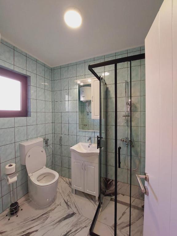 Comfort F & F Apartment - 5