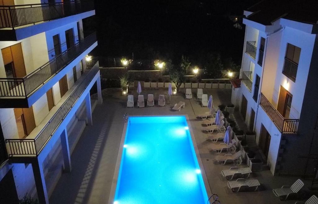 Lavander Apartment W Pool and Private Beach - 3
