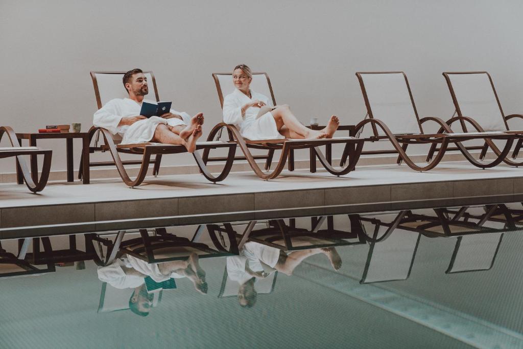 Österreichischer Hof-im Bademantel direkt in die Alpentherme - 5