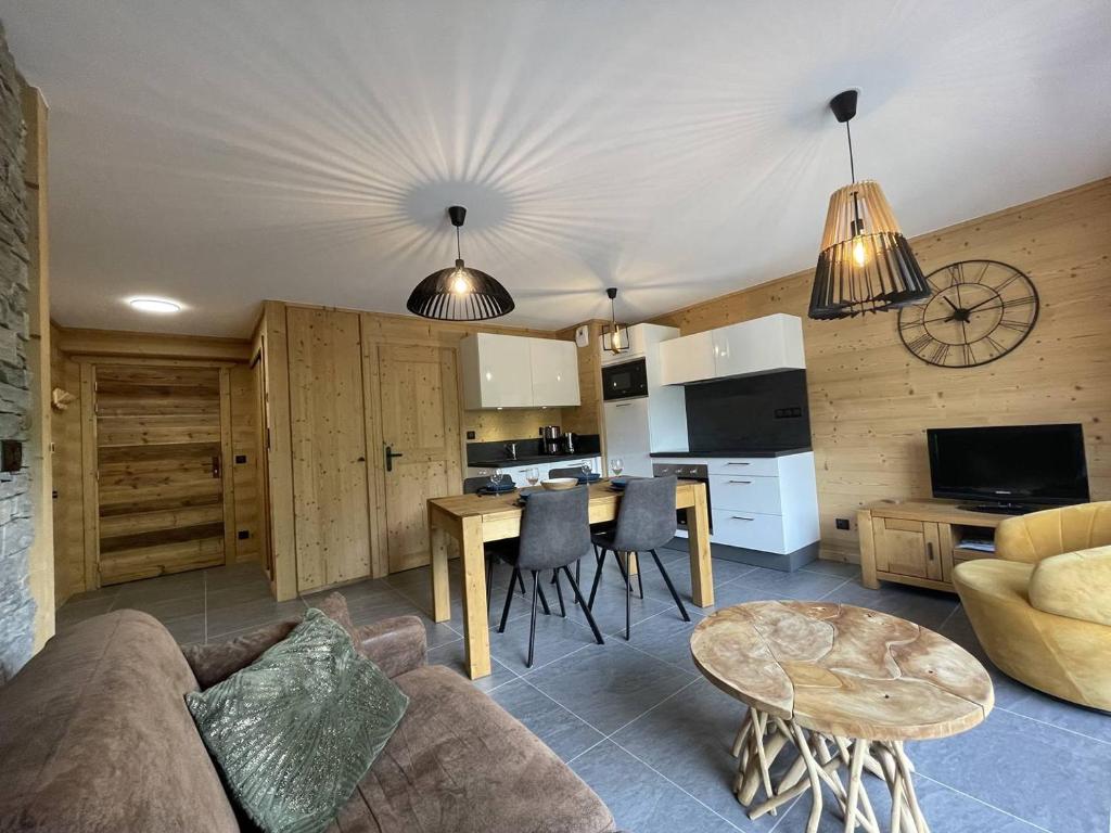 Appartement 4 personnes de standing au coeur du village - 4