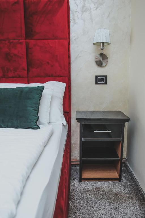 PLEASURE APARTMENTS - 3