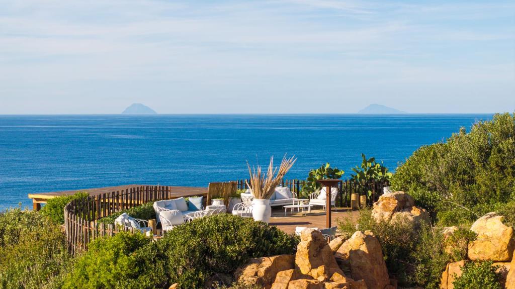 Mangia's Pollina Resort - 2