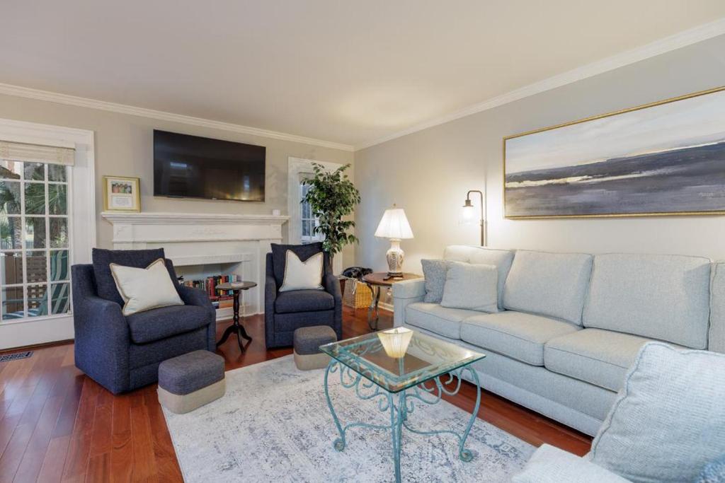 177 Evian, Hilton Head Island