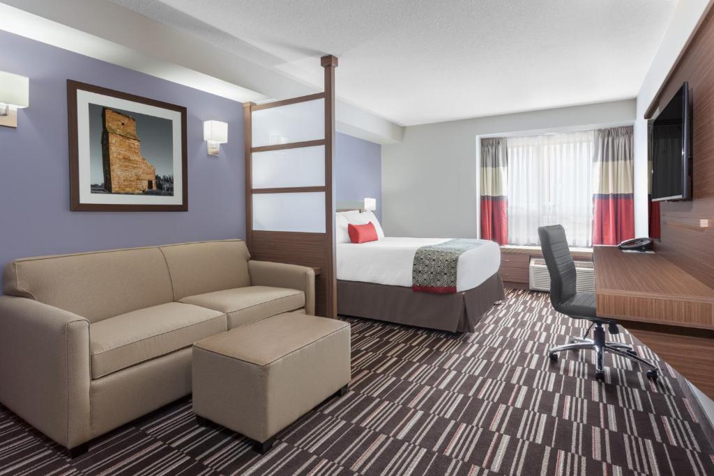 Microtel Inn & Suites by Wyndham Fort McMurray