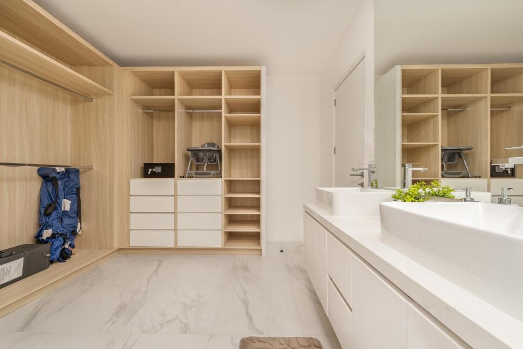 New Penthouse in Medano with Jacuzzi and Terrace - 2
