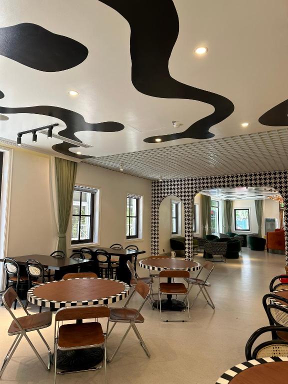 MORII Boutique Hotel Hạ Long MORII Boutique Hotel Hạ Long