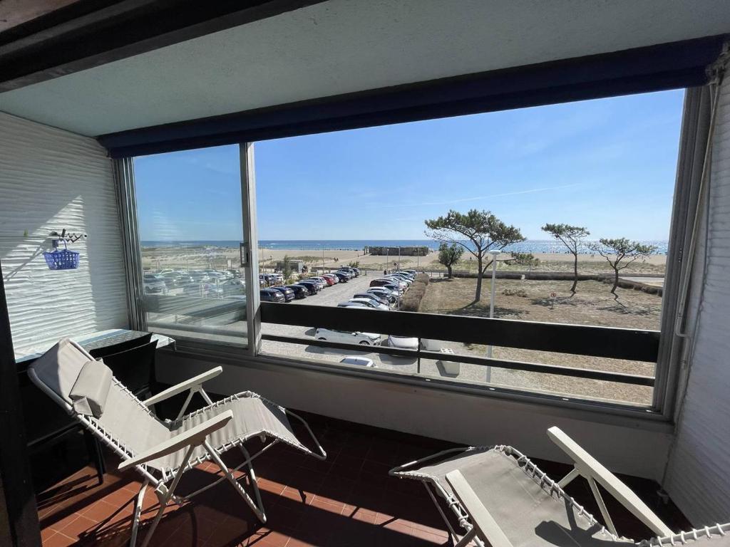 Saint-Cyprien : T2 confortable en bord de mer avec parking et animaux admis - FR-1-106-106 - 2