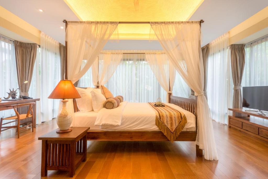Ozone Villa Phuket