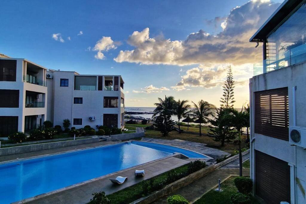 Relaxing Oceanview Apartment - A4, Flic-en-Flac