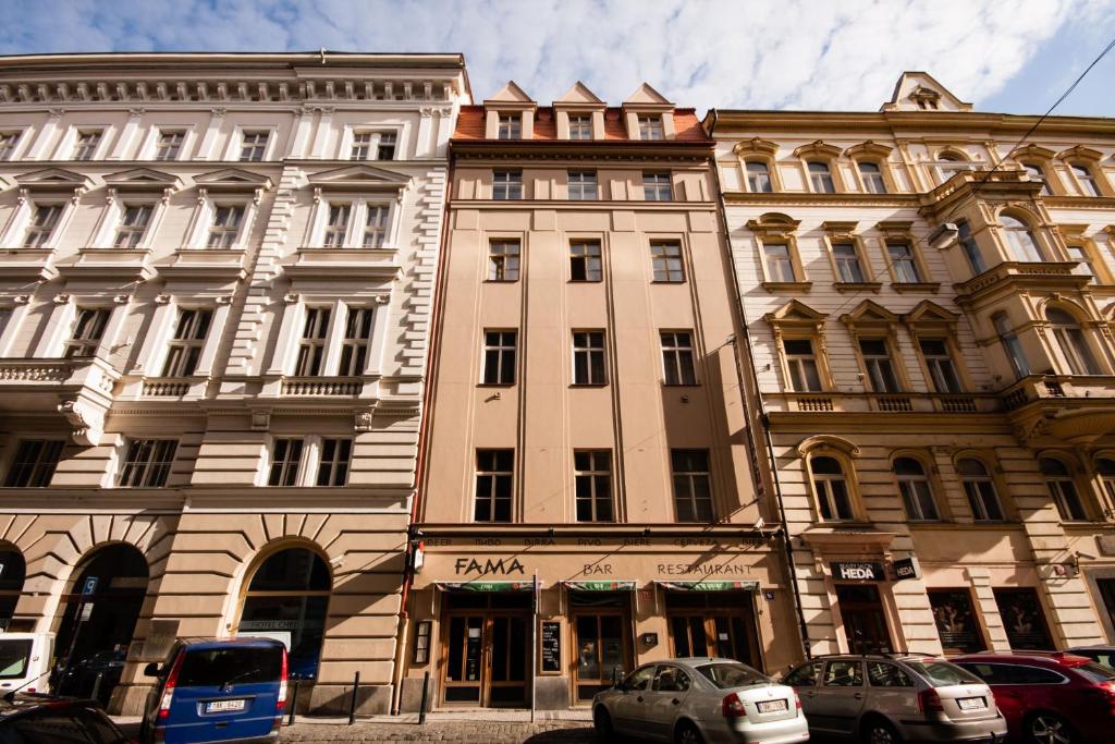 Fashion Loft — Hotel in Prague