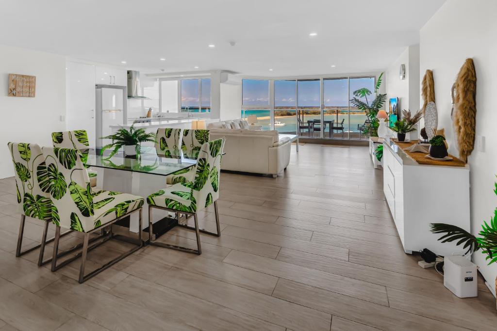 Beaconlea Tower Apartments