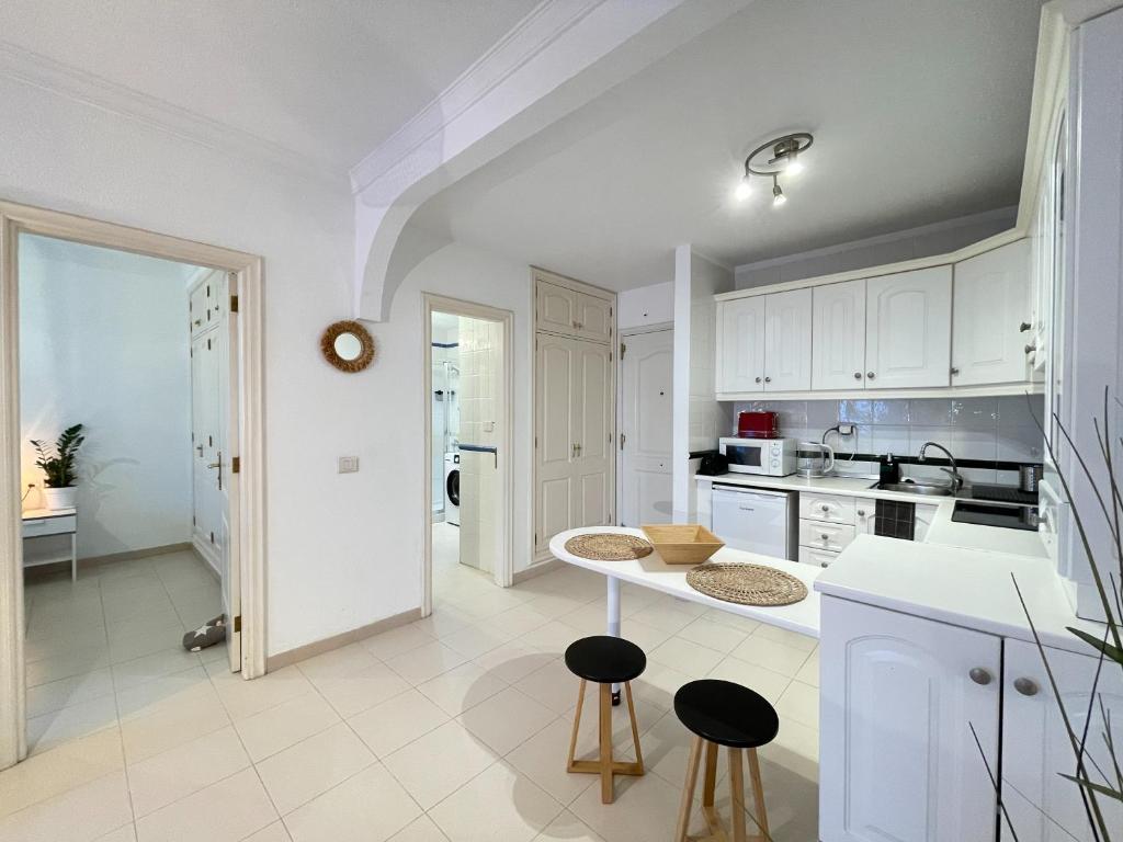 Balcon del Mar Seaside Suite - 4