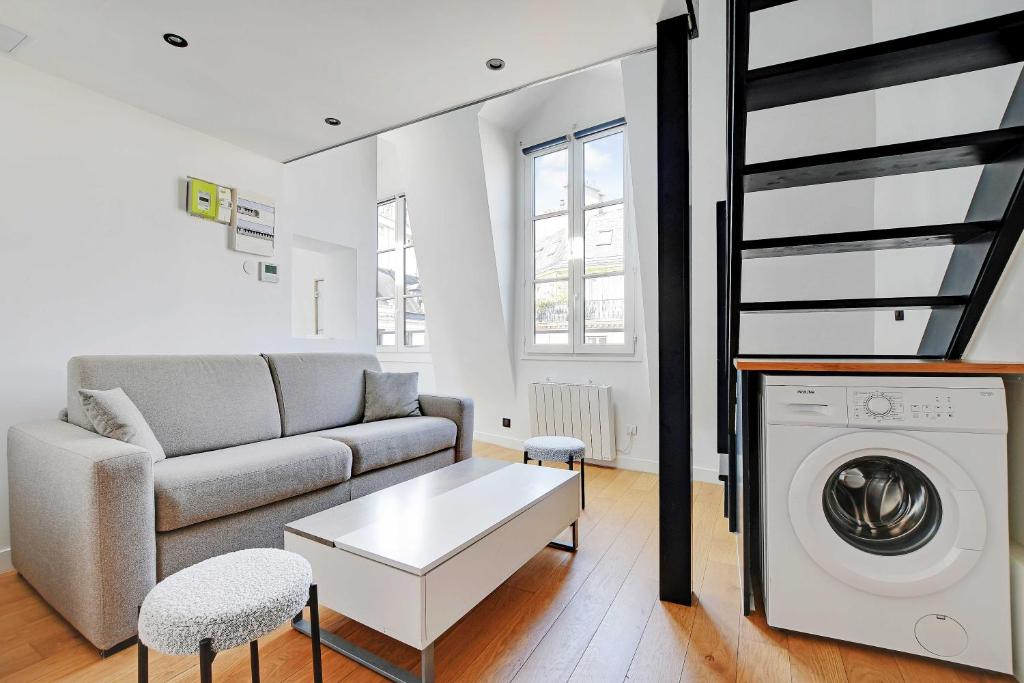 Charming apt with ac -Rue des Archives- le marais - 2