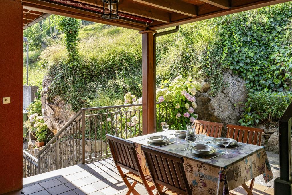 Comeya, Cangas de Onís