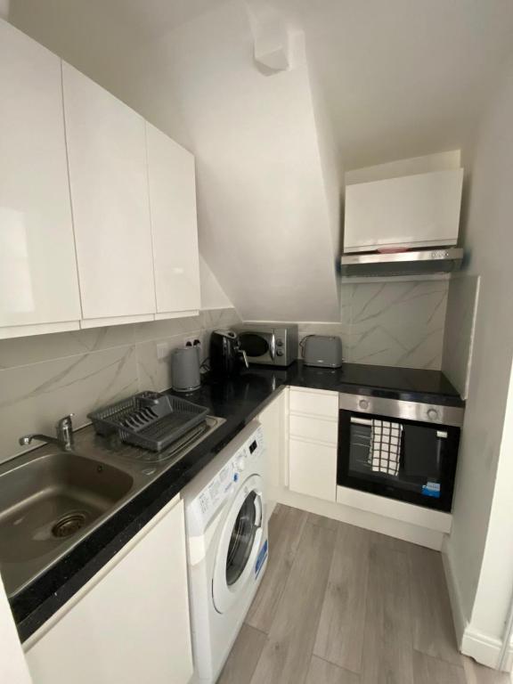 Cosy one bed flat - Colnbrook, Colnbrook