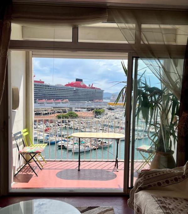 Location Port Toulon - 1