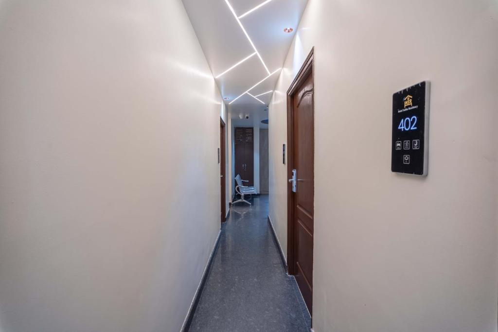 フロント・ロビー