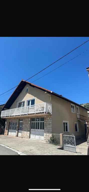 Apartman Pavić, Livno