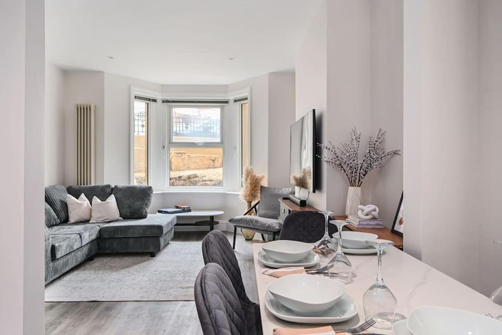 Stunning spacious Duplex with garden 141a, Hastings