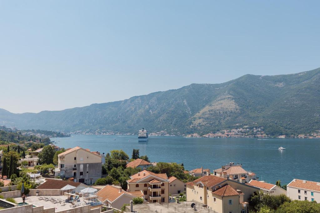 Seaside Retreat, Kotor