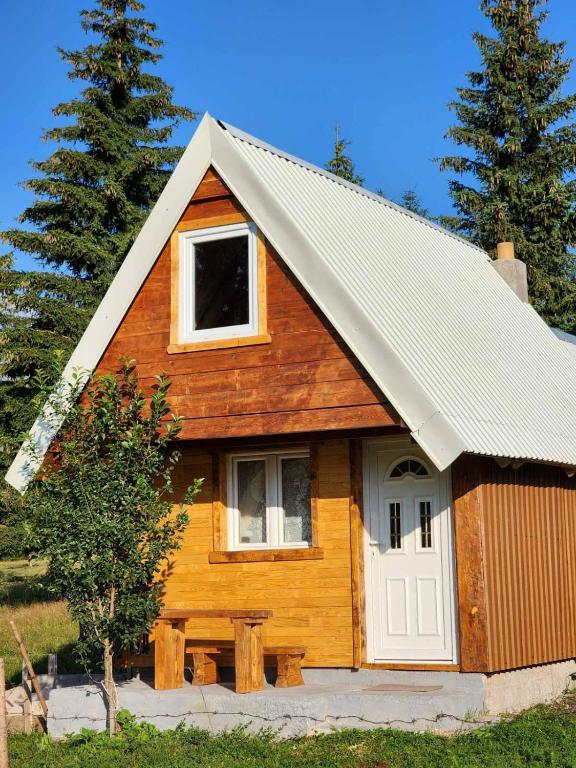 Forest Cabin 3, Žabljak