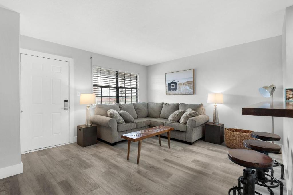 Sandy Pointe #211- Bream Island, Fort Walton Beach