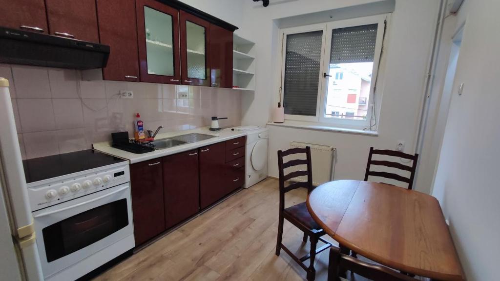 Central Lake Apartment - 3