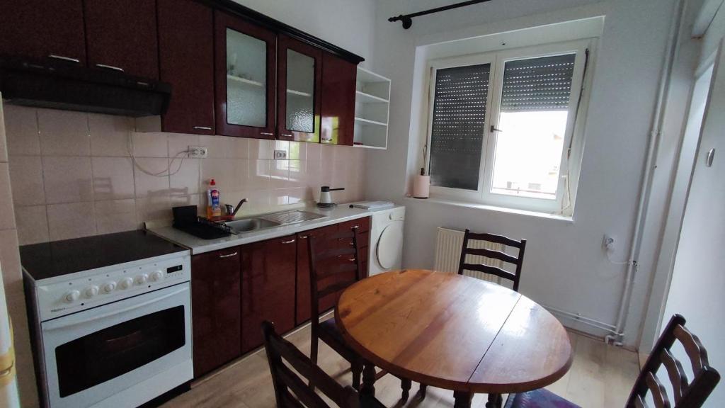 Central Lake Apartment - 4