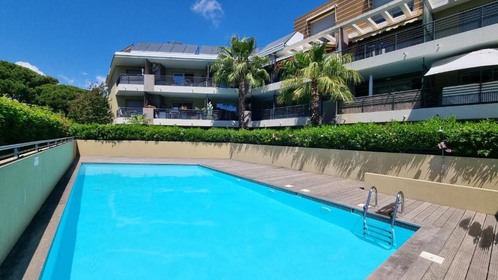 Le Familial, Piscine Plage et Garage - 1