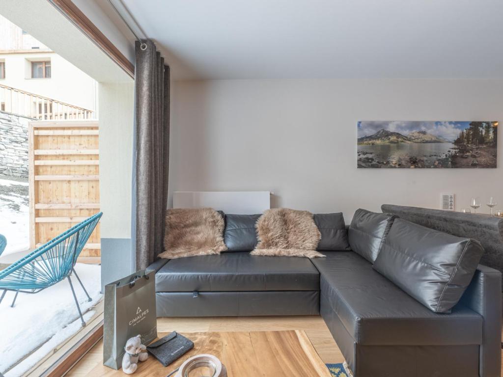 Appartement élégant à Huez avec balcon et parking - FR-1-645-60 - 4