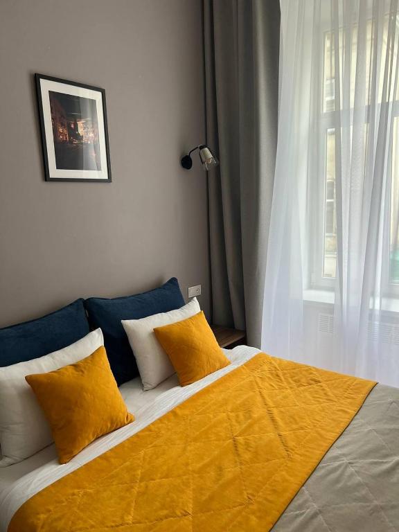 Fiesta Apartment on Franka 2BR-6P, Lvov