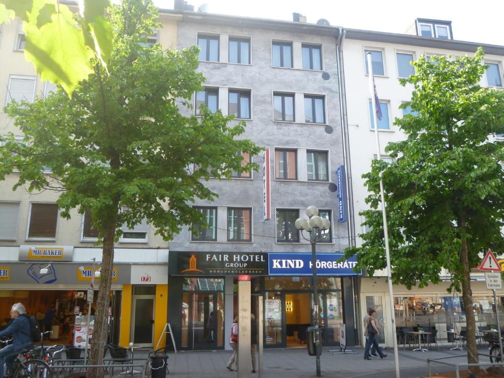 Fair Hotel Monchengladbach City photo