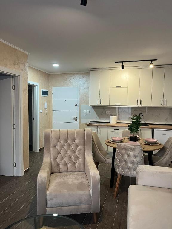 Delux Srebrno Jezero, Veliko Gradište