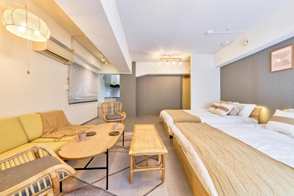 Shinjuku Area, 6min walk to Takadanobaba Sta, Direct access to Shinjuku 5 min, Shibuya 10 min, Famil