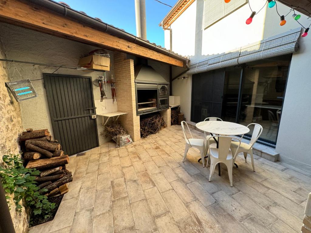 El Niu de Claravalls, Claravalls