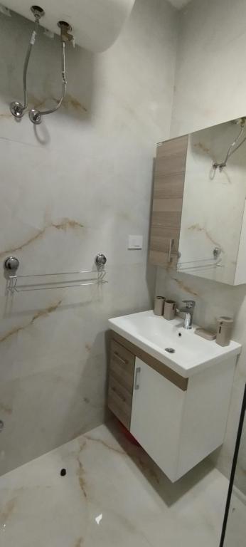 Kahari Apartments - 3